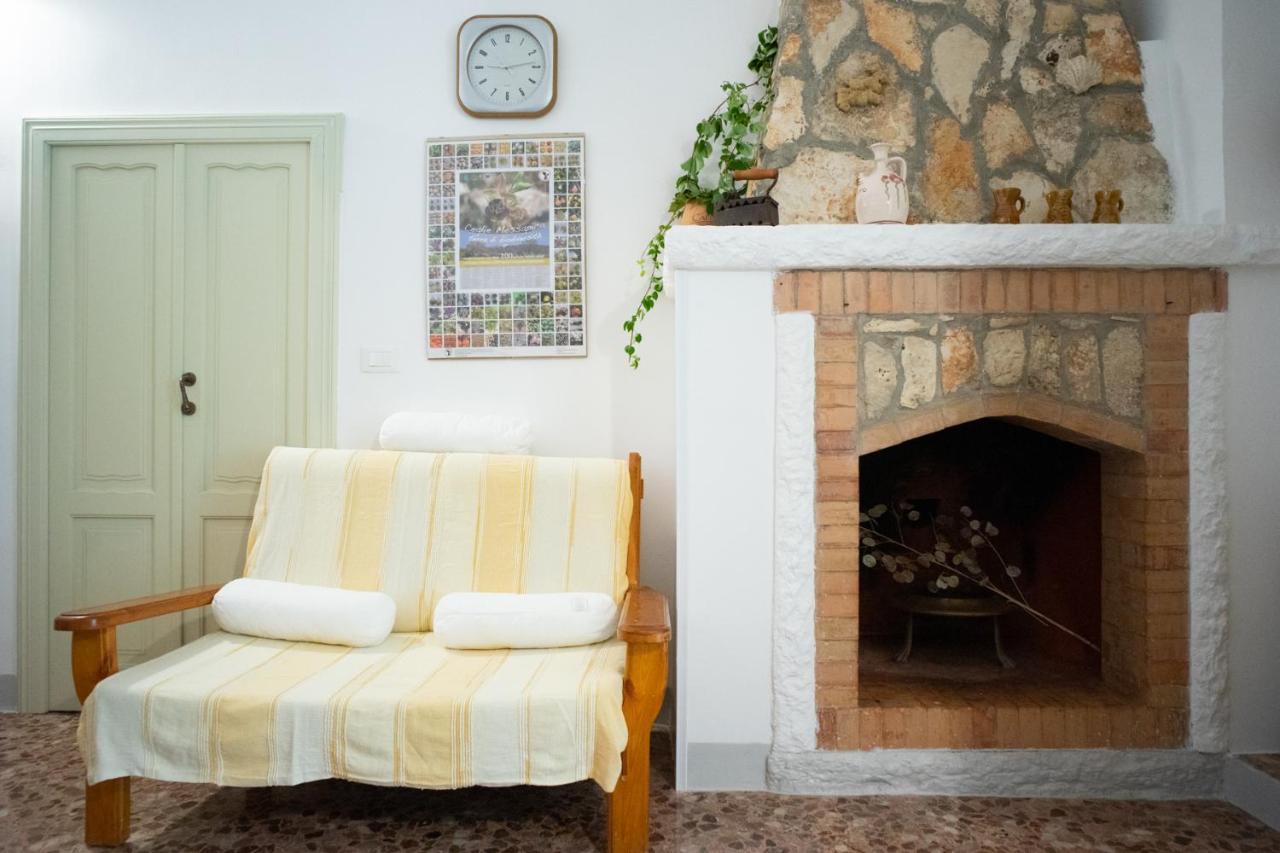 Il Melograno Bed & Breakfast Челие Месапика Екстериор снимка