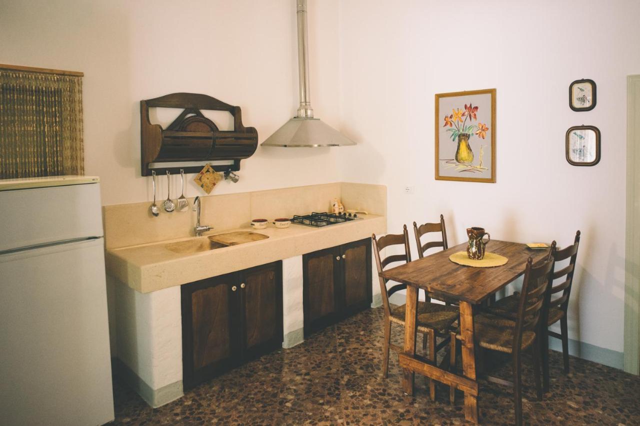 Il Melograno Bed & Breakfast Челие Месапика Екстериор снимка