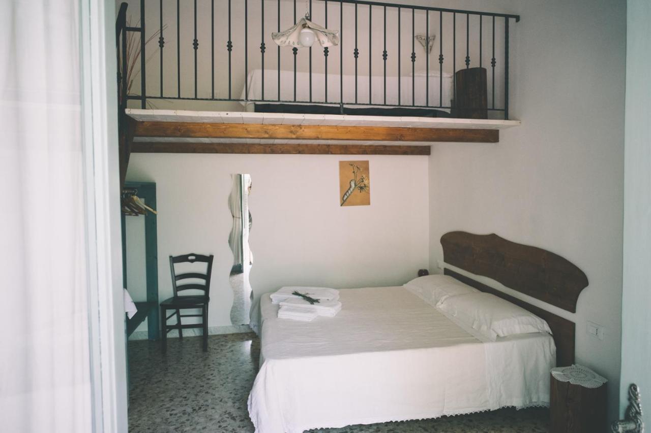 Il Melograno Bed & Breakfast Челие Месапика Екстериор снимка