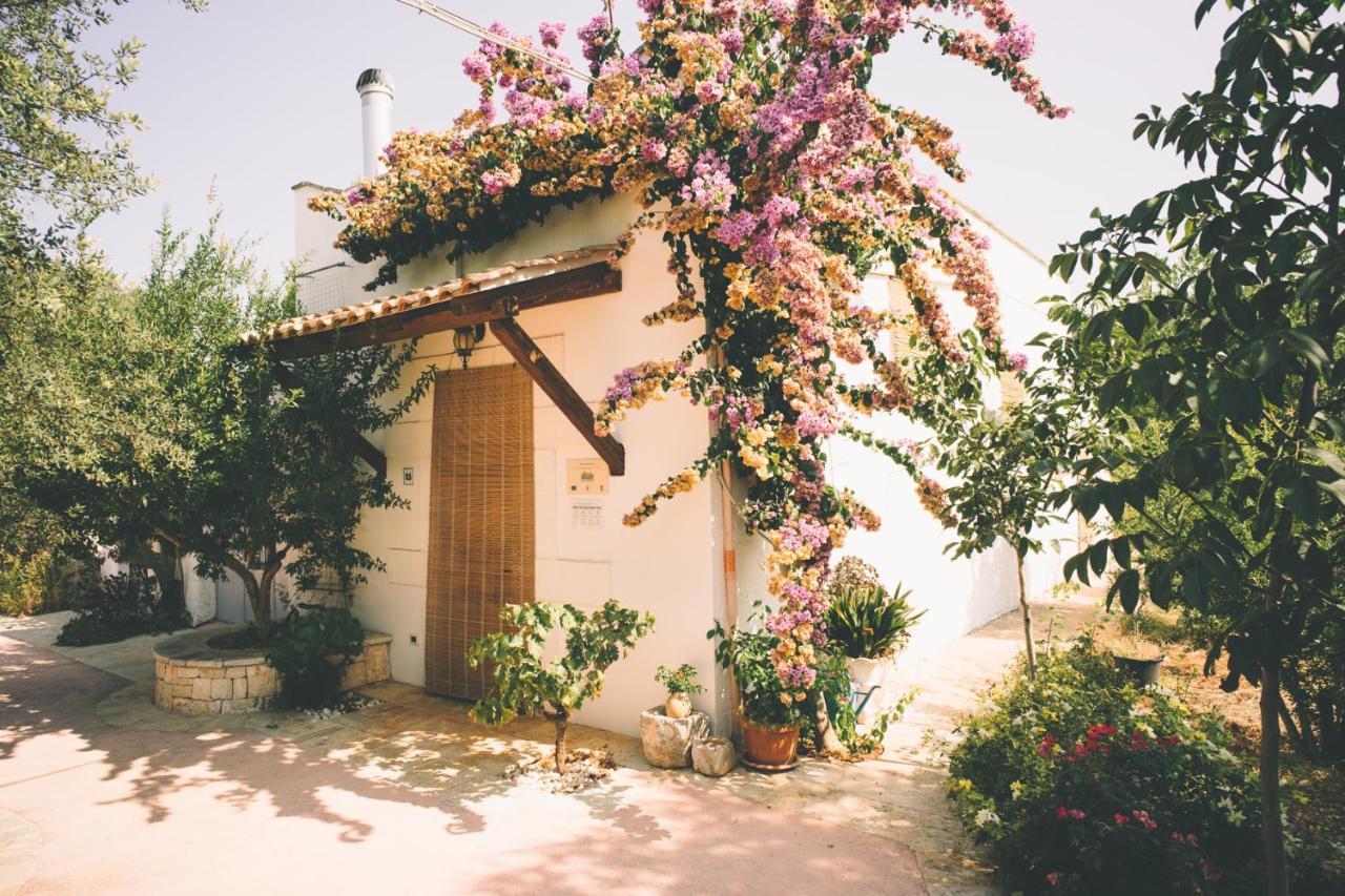 Il Melograno Bed & Breakfast Челие Месапика Екстериор снимка